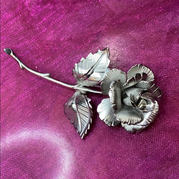 ROSE Brooch / PIN - Picture 1 of 4